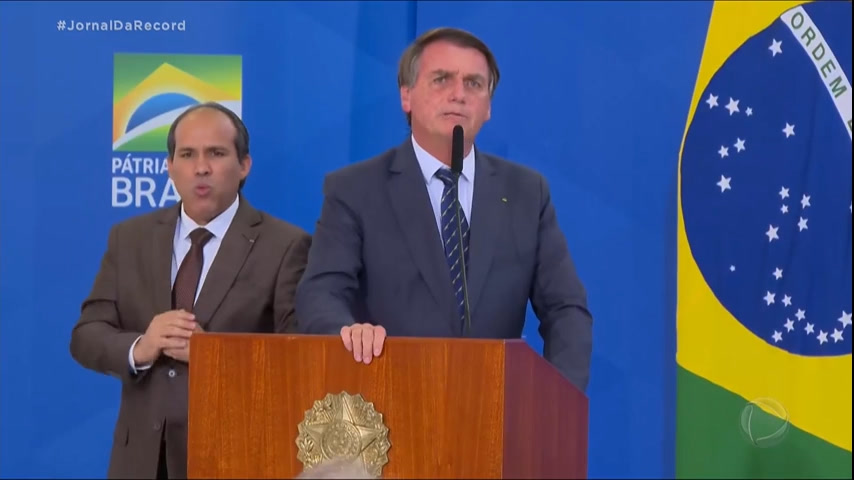 tse-comeca-a-julgar-jair-bolsonaro-por-suposto-abuso-de-poder-politico