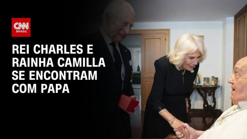 papa-francisco-faz-aparicao-na-praca-de-sao-pedro-durante-domingo-de-ramos