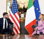 jd-vance-e-familia-participam-de-missa-da-sexta-feira-santa-no-vaticano
