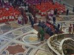 saiba-o-que-reporter-da-cnn-viveu-em-quase-6-h-na-fila-do-velorio-do-papa