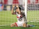 calleri-passa-por-cirurgia,-e-sao-paulo-atualiza-situacao-do-atacante